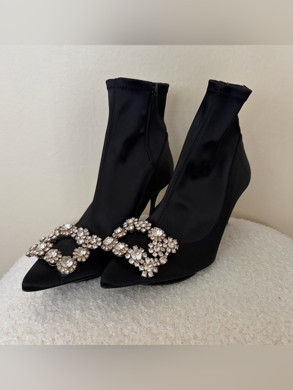 Women’s Sz 35 Roger Vivier Flower Crystal Embellished Silk Satin Sock Boots